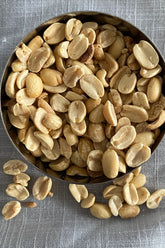 Dry roasted peanuts